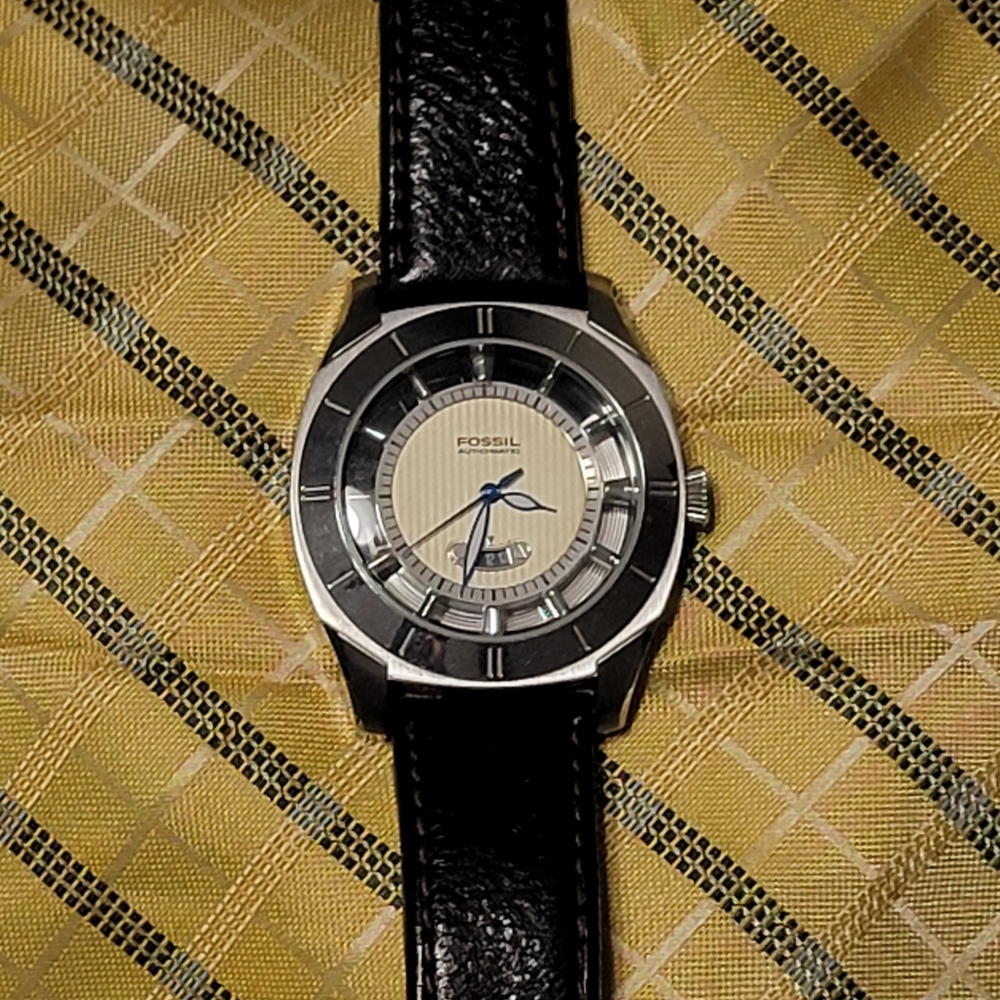 Mens watch